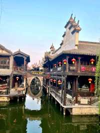 Boat-Shaped Street: A Unique Landmark