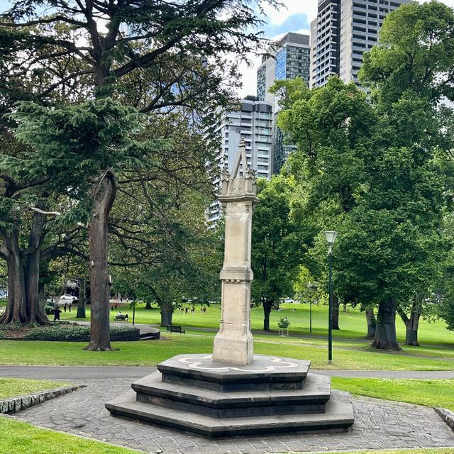 Stroll Through Flagstaff Gardens