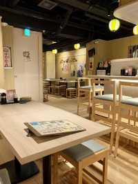 【京都・河原町】旬の海鮮料理と本格炉端焼きを楽しめる「炭と海鮮と串焼きと肴 とっとっと 四条河原町店」