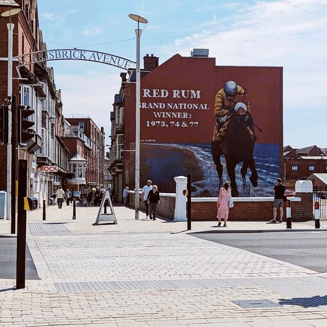 The Red Rum mural