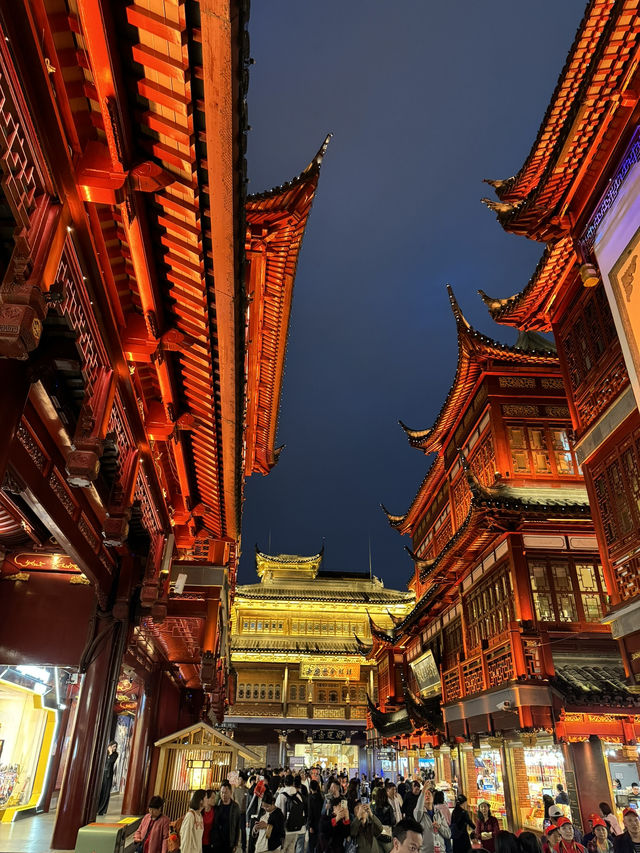 Yuyuan Old Street ถนนเก่าแก่ถ่ายรูปสวย ของกินอร่อย
