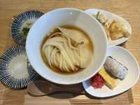 西宮の絶品うどん！椀白