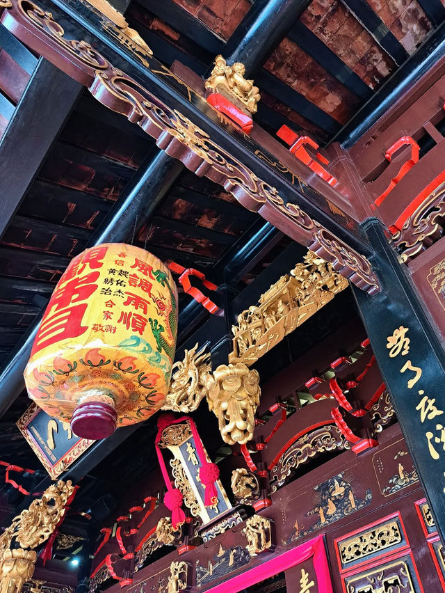 A Cultural Treasure: Cheng Hoon Teng Temple