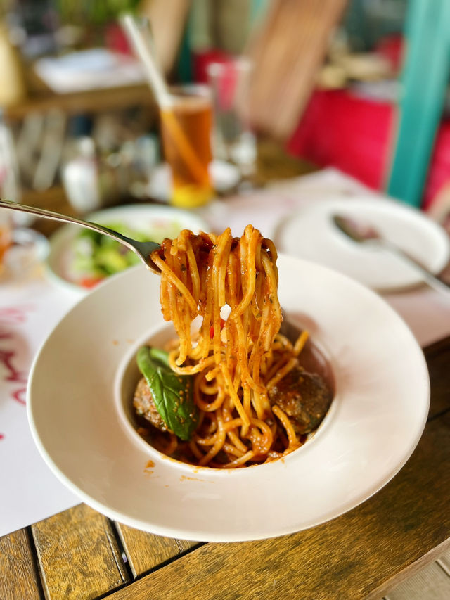 中環一間有氣氛好chill 戶外露天西餐廳🌾🍽 