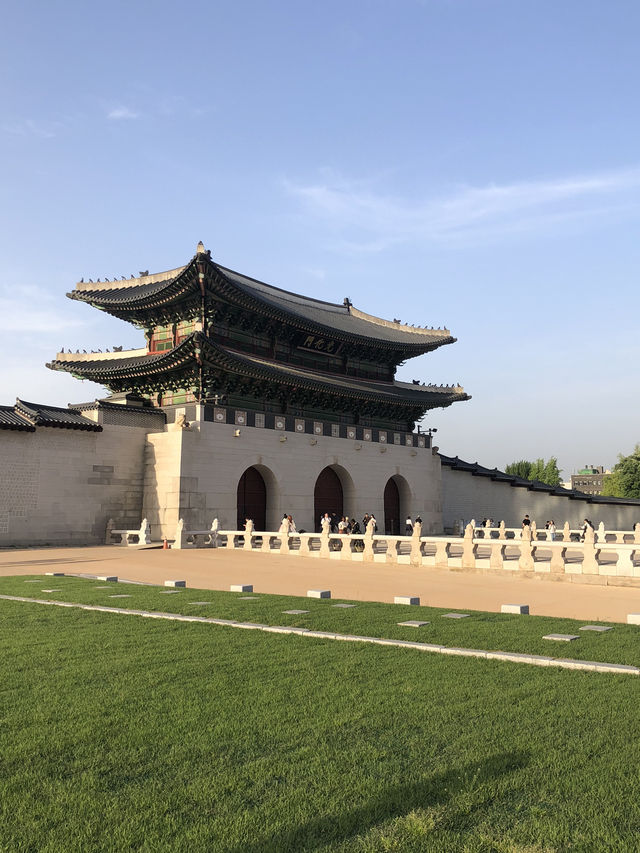 ️ 경복궁과 서촌을 거닐며, 서울의 정취를 만나다