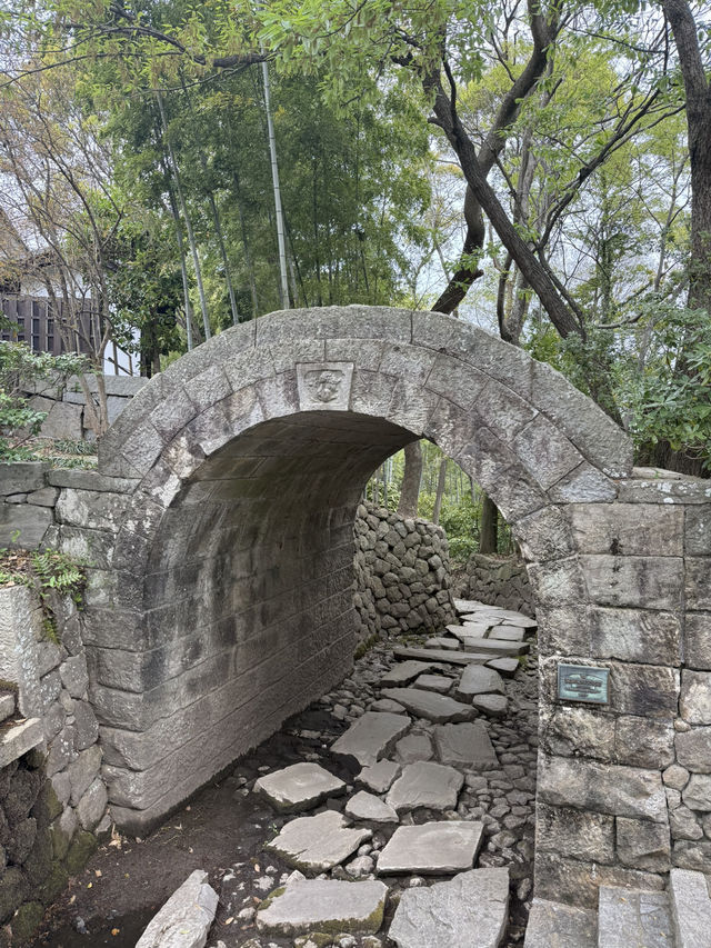 漫步四國村：穿越時光的傳統聚落