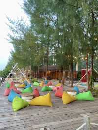 Unique Spot: Floating Bar in Batam