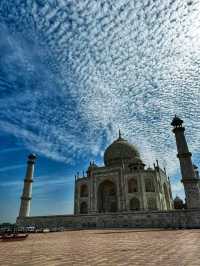 The Timeless Beauty of the Taj Mahal: A Journey to Eternal Love