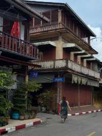 ชวนมาเดินเล่นชมวิถีชีวิตคนเมืองตราด! 
