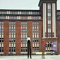 Exploring Hamburg’s Historic Town Hall & Surrounding Gems