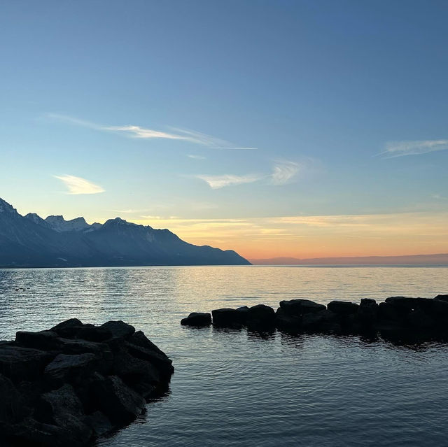 Stone, Water & Legends: A Fairytale Day at Chillon Castle