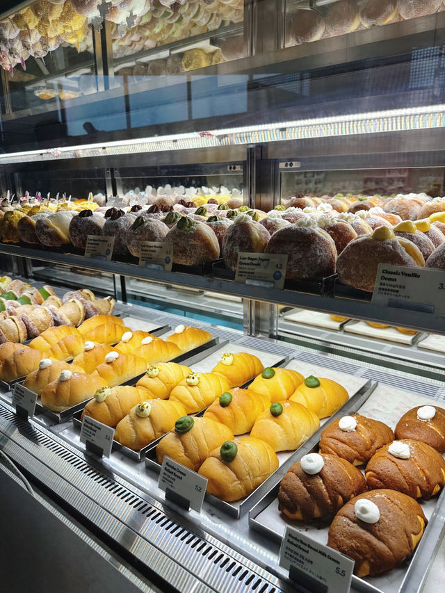 🇰🇷잠실 롯데월드몰 석촌호수 뷰맛집 카페 노티드X카러플 콜라보☕️🍩