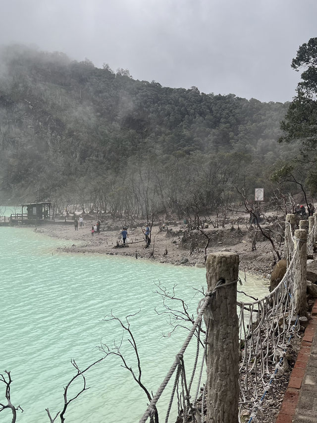 destinasi kawah putih 