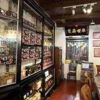 Calanthe Art Café – Coffee, Satay & a Laksa Debate