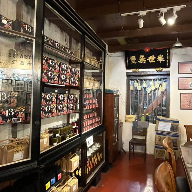 Calanthe Art Café – Coffee, Satay & a Laksa Debate