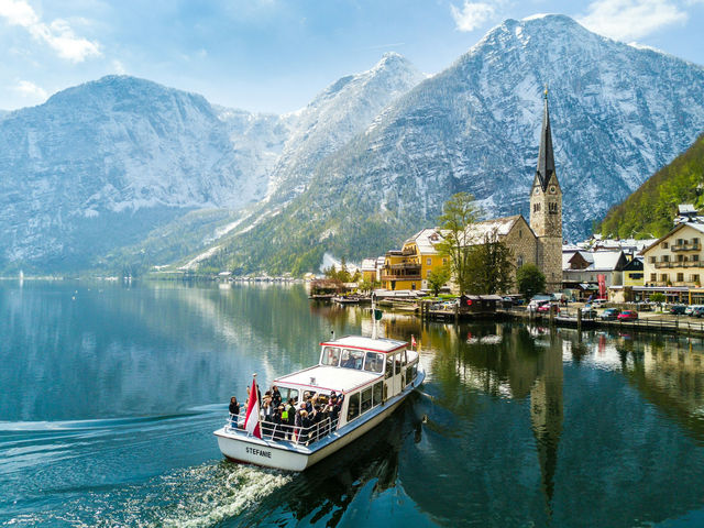 Springtime Serenity in Hallstatt, Austria