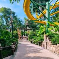 พาเล่นสวนน้ำ Aquatopia ในหน้าฝน