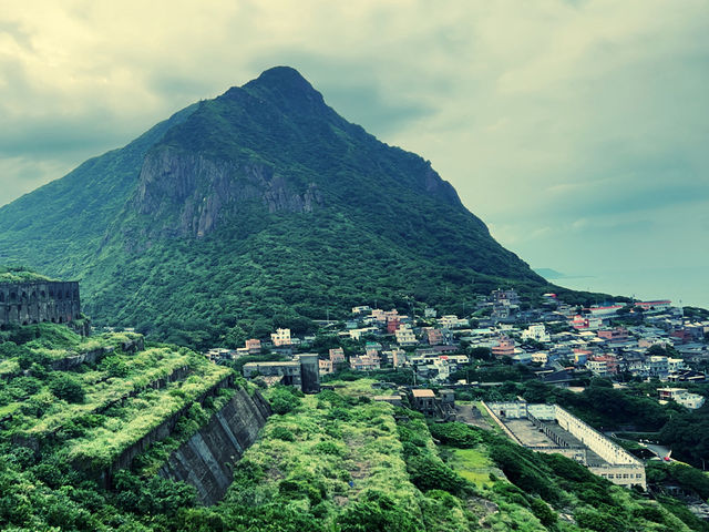 🌄九份後山「台版馬丘比丘」探遺址賞海景，一次滿足療癒與靜心✨
