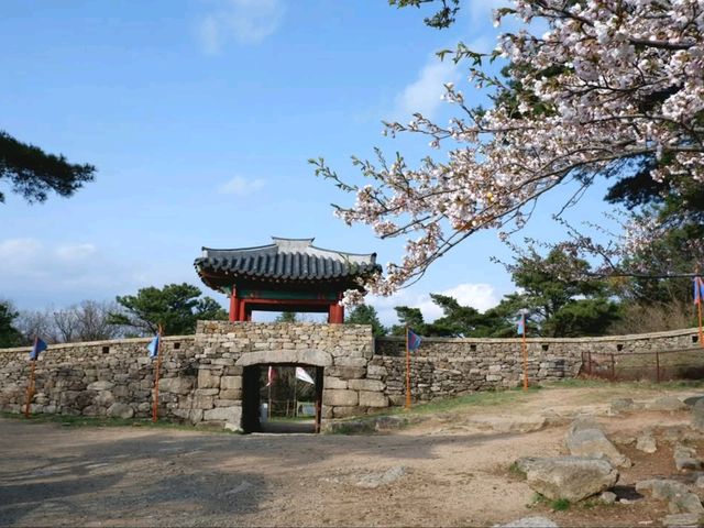 Beomeosa Temple, Vibes and History