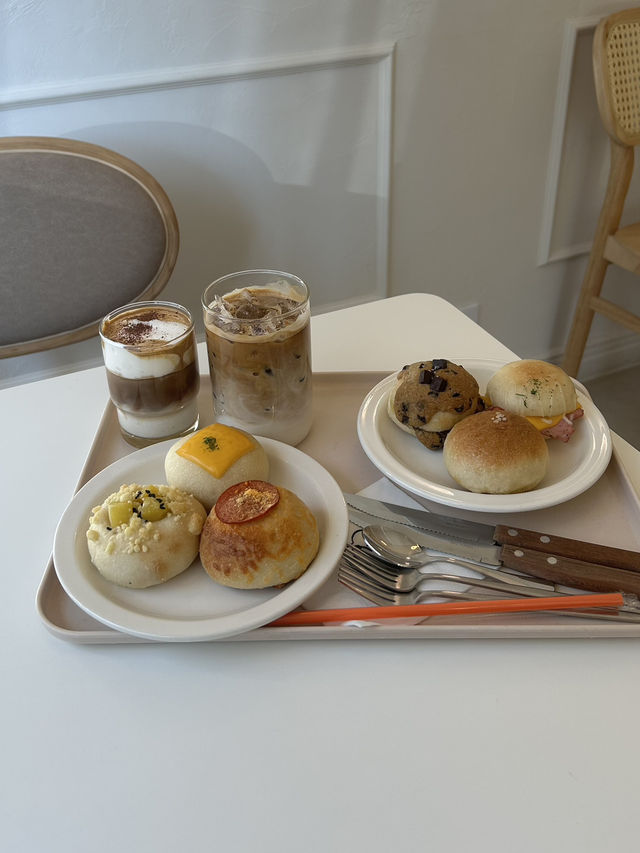 【韓国】1口サイズのベーグルが人気のお店❣️