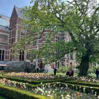 Rijksmuseum Gardens – Amsterdam, Netherlands