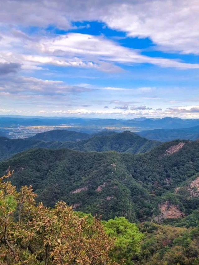 Temple Trails and Peaceful Peaks