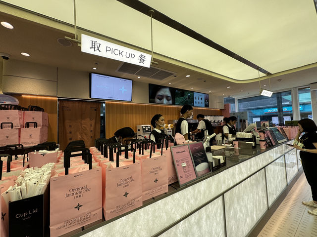 Molly Tea @ Centerpoint Siam Square – Milky Elegance in a Cup