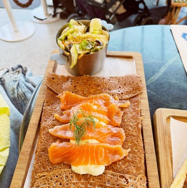 Morning Cafe in paris