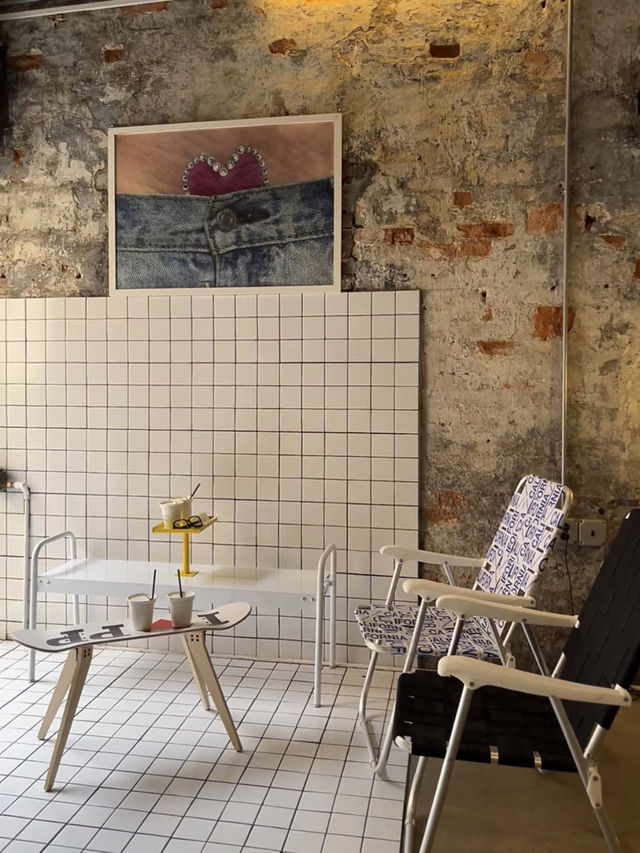 Too Pretty to Sip? Discover Pippy Coffee in Guangzhou