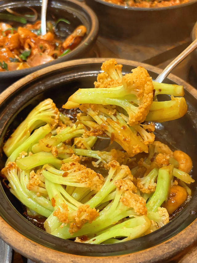 Guangzhou 🔥 This Clay Pot Hotpot Is So Good, I Need the Whole World to Know! 🫕💥