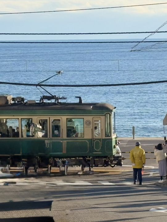 Kamakura  กับรถไฟสีเขียว Enoden ในตำนาน 🚃