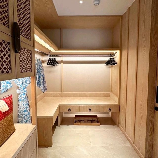 海辺のオアシスで贅沢な滞在 – アンダーズ リゾート パタヤ