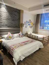 Howdy Smart Hotel