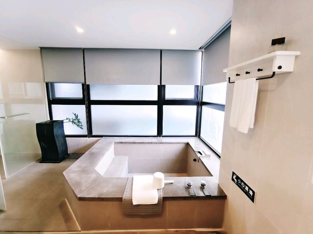 有質感的礁溪溫泉住宿推薦  |  ISPAVITA佧美💜奧之湯湯池超大超享受