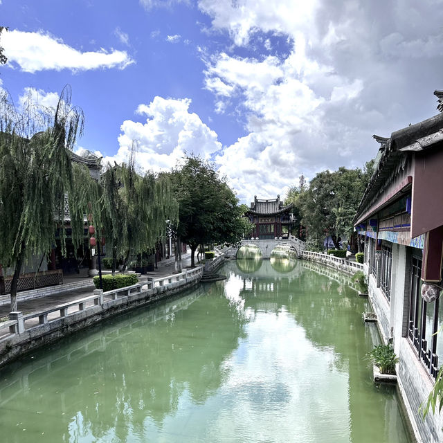 A Peaceful Day in Yiren Ancient Town