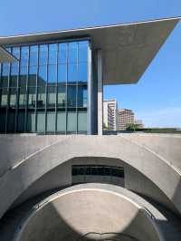 神戶 | 兵庫縣立美術館，安藤忠雄代表性的清水模建築