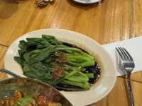 🍽️ Review: Lao Pa Sat (LPS) at Eco Botanik – One Spot, Many Cravings Satisfied