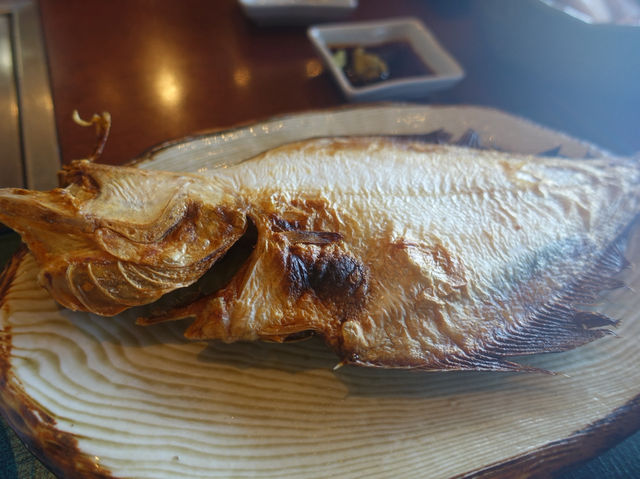 🚢 魚の駅生地 できたて館 航海灯 – Fresh Seafood Right by the Port