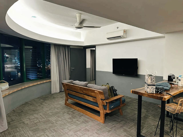 Z Hotel JB