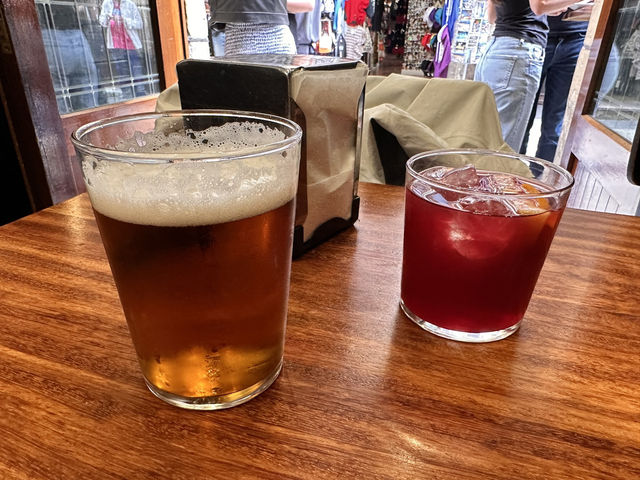 【Bar Sport｜旧市街の大定番・熱気あふれる実力派ピンチョスバー】