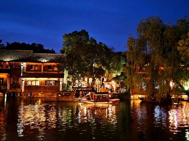 You will love the night view of this mesmerizing little ancient city of Wuzhen