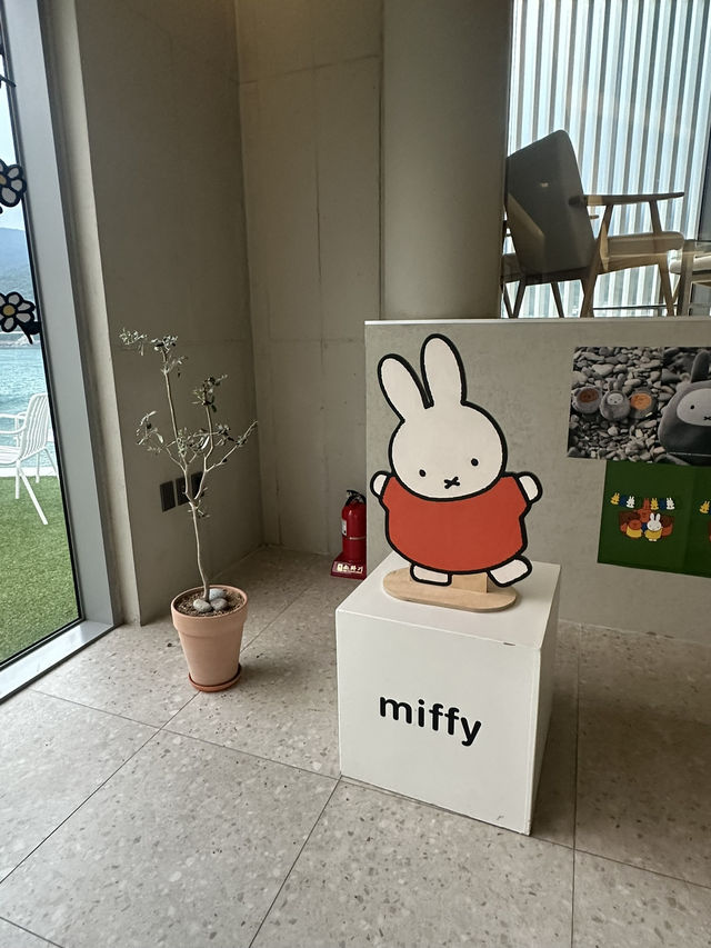 미피와 특별한 추억만들기 🐰🎶 거제 미피카페!