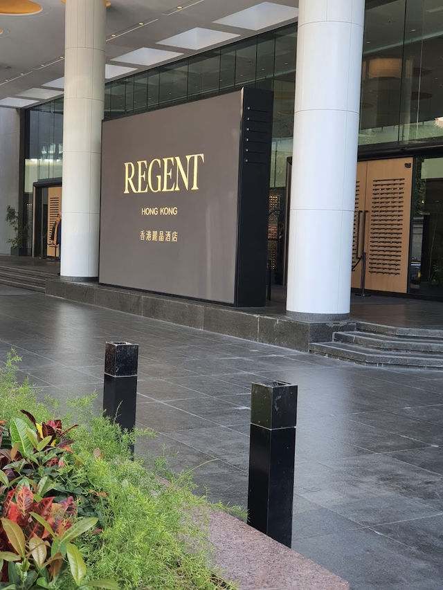 Regent Hong Kong, Iconic Elegance with Unrivaled Harbour Views