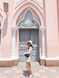 โบสถ์สีชมพู Da Nang Cathedral ดานัง🩷