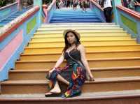 🦚 Batu Caves, Kuala Lumpur — A Summer Getaway Full of Adventure & Culture 🦚