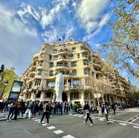 西班牙🇪🇸巴塞隆納高第踩點 米拉之家
