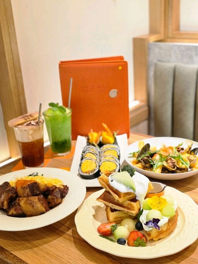銅鑼灣濟州風Cafe🇰🇷｜蜜瓜窩夫