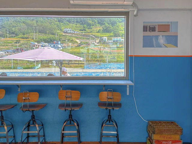 레트로 감성 가득한 남해 실내 데이트 코스 버거 맛집❤️