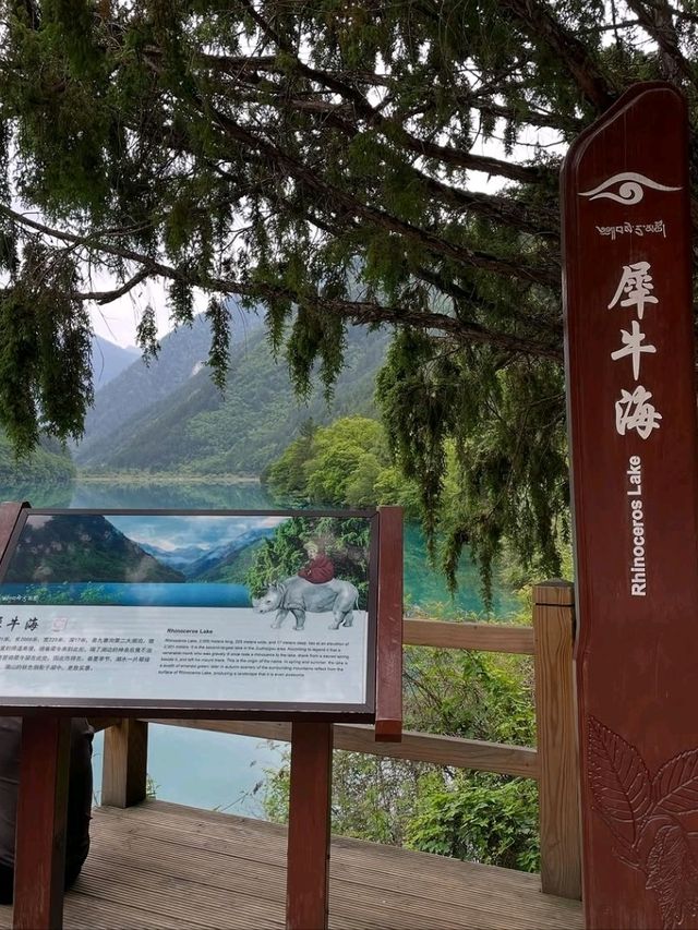Chillin by Rhinoceros Lake in Sichuan: Blue Water Goals