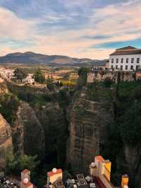 That Giant Crack in the Earth aka Tajo de Ronda